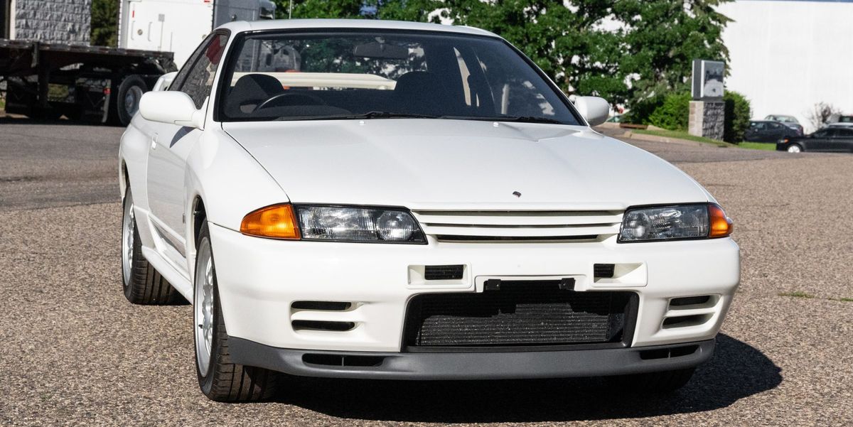 1994 Nissan Skyline GT-R Is Today’s Bring a Trailer Auction Pick