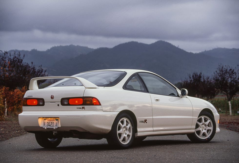 1997-acura-integratyper-122-1589893890.jpg