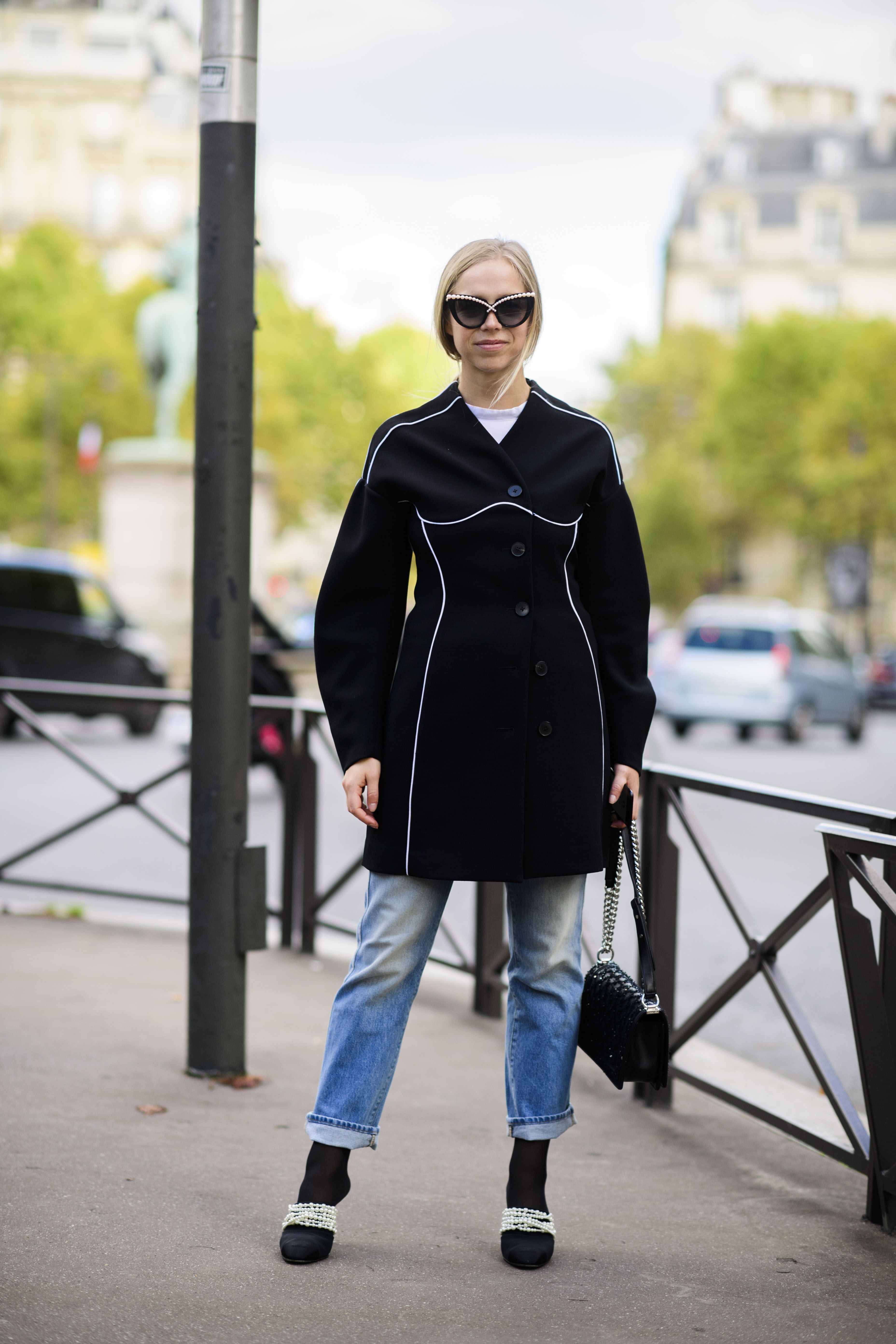 trench coat street style 2018