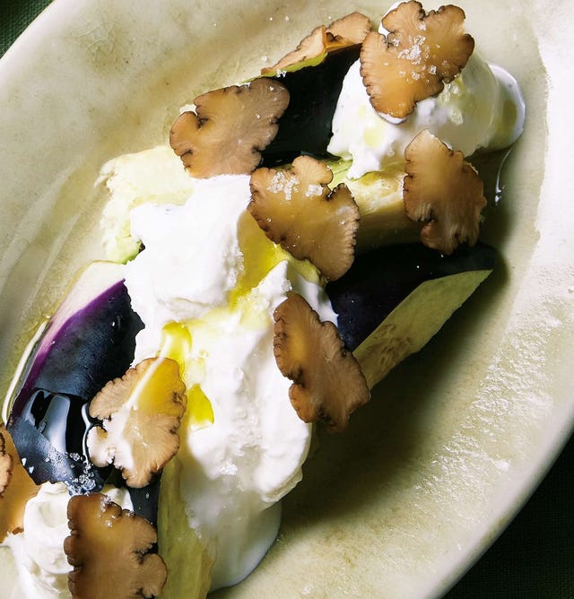 いぶりがっこ 水なす ブッラータの和えもの Elle Gourmet エル グルメ いぶりがっこ 水なす ブッラータの和えもの Elle Gourmet エル グルメ