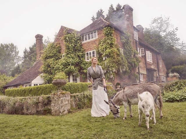Photo: house/residence of the beautiful cute  3 million earning London, England, United Kingdom-resident
