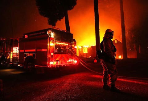 米カリフォルニア州北部を襲った山火事 キャンプ ファイア の様子を 30枚の写真で振り返る