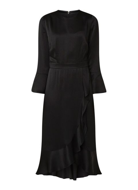 Clothing, Dress, Black, Day dress, Sleeve, Cocktail dress, Little black dress, Outerwear, Textile, Neck, 