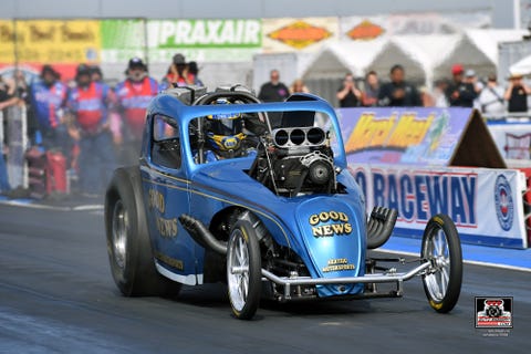 NHRA Veteran Ron Capps Finally Notches March Meet Win at Famoso Raceway