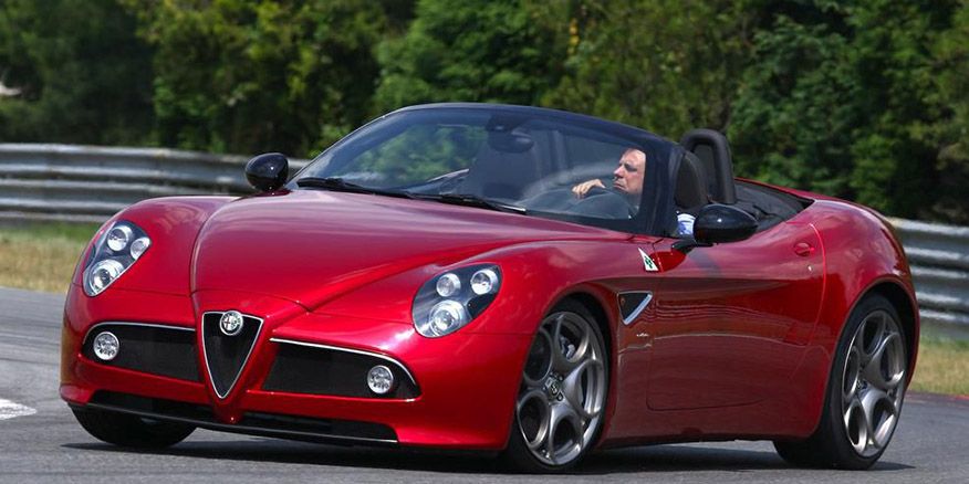 Alfa Romeo 8c Review Pricing And Specs