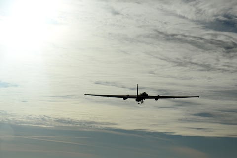 a u 2 dragon lady assigned to the 9th reconnaissance wing takes off from the runway at beale air force, california, dec 15, 2020