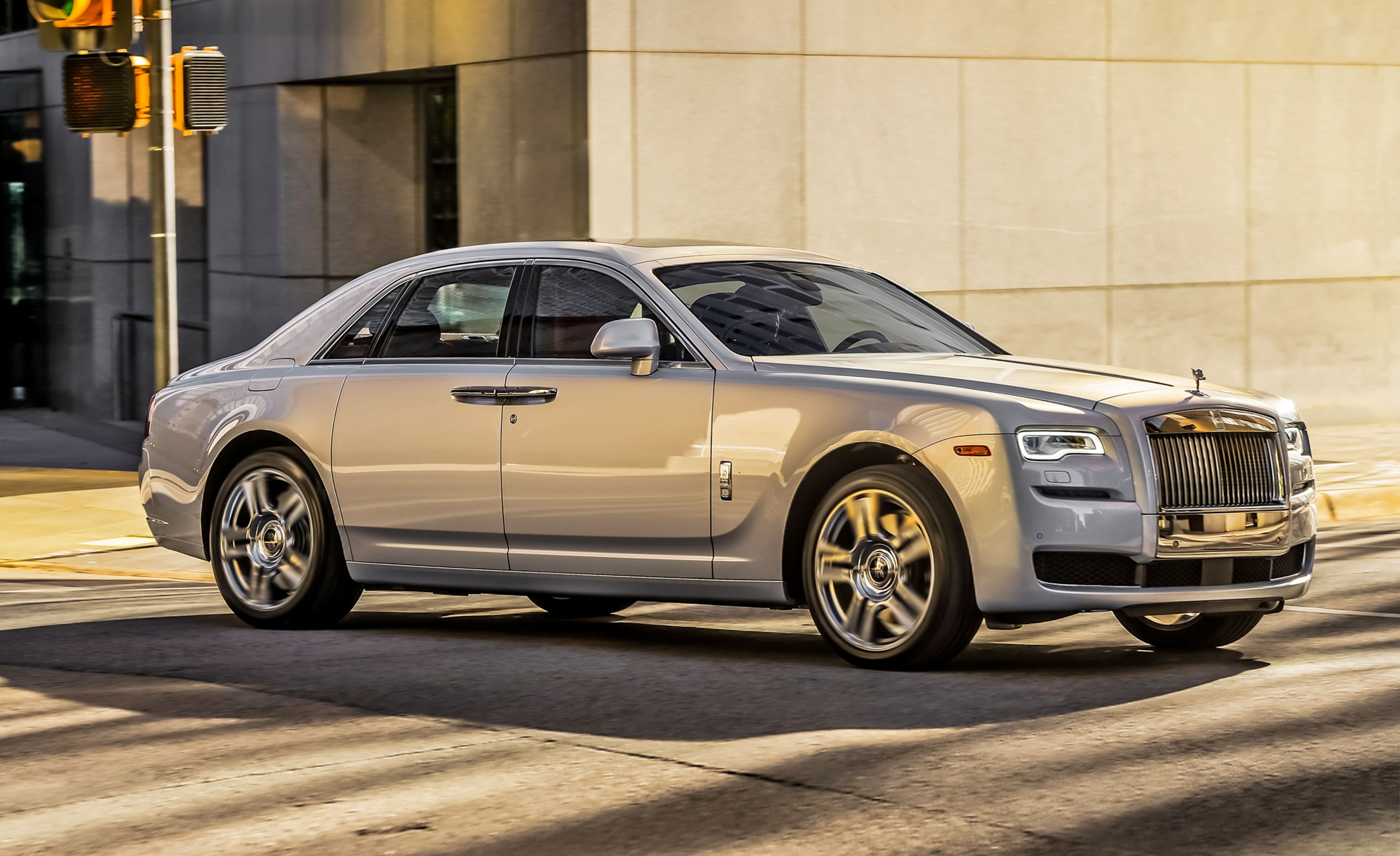 Best Luxury Cars - Rolls-Royce Ghost
