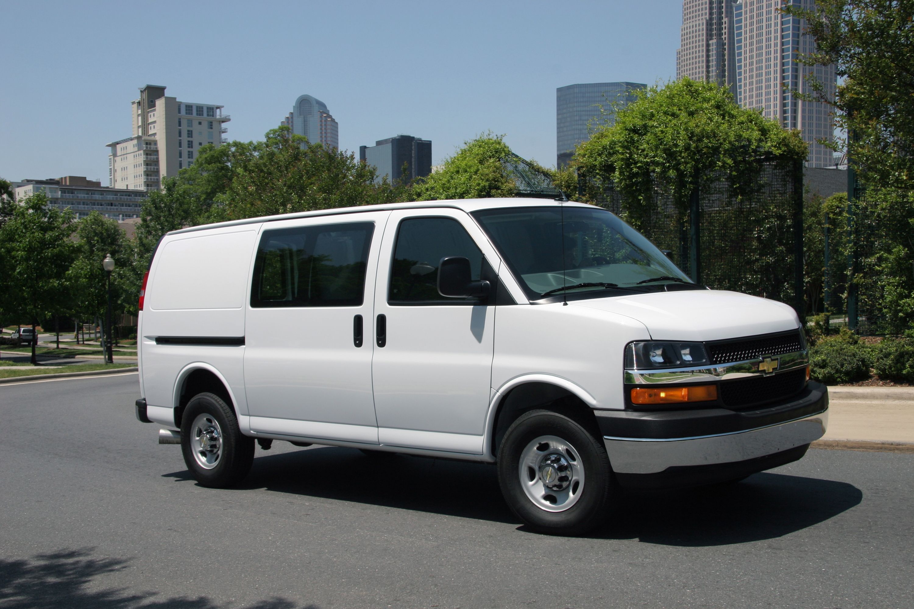 2019 chevy express 1500