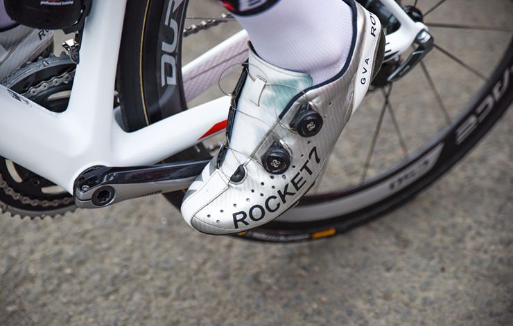 rocket cycling shoes