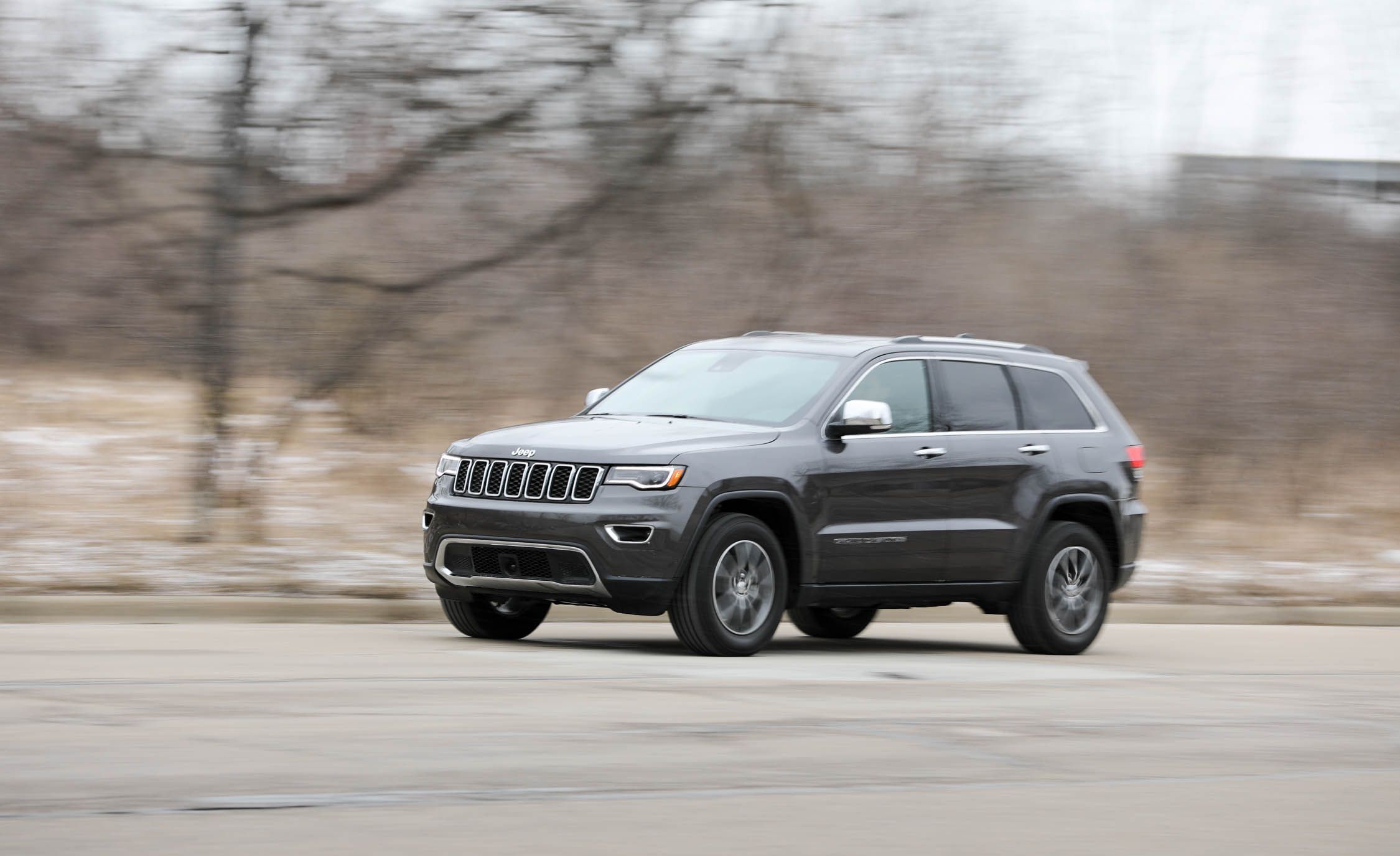19 Jeep Grand Cherokee Review Pricing And Specs