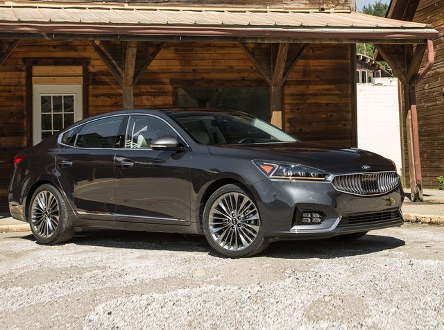 2019 Kia Cadenza Review Pricing And Specs