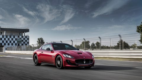 2017 Maserati Gran Turismo Driving 2017 maserati gran turismo