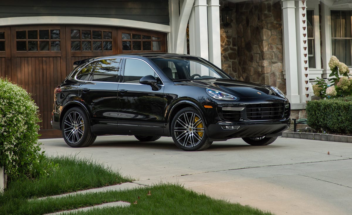 18 Porsche Cayenne Turbo Turbo S Review Pricing And Specifications Autobala