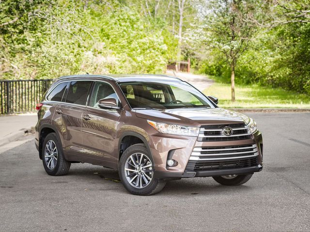2019 Toyota Highlander Review Pricing And Specs