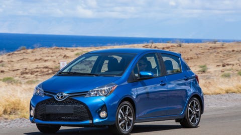 2017 Toyota Yaris Driving 2017 toyota yaris