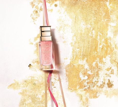 Pink, Material property, Illustration, Art, Watercolor paint, Paint, Still life, 