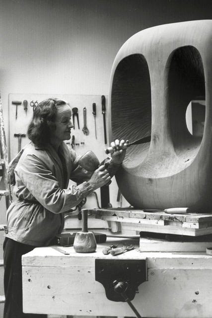 barbara-hepworth-sculpture-art