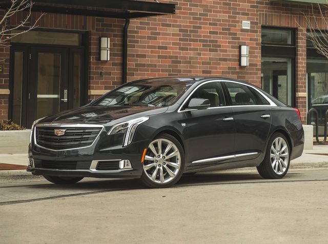 2019 Cadillac Xts Review Pricing And Specs