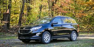21 Chevrolet Equinox Review Pricing And Specs