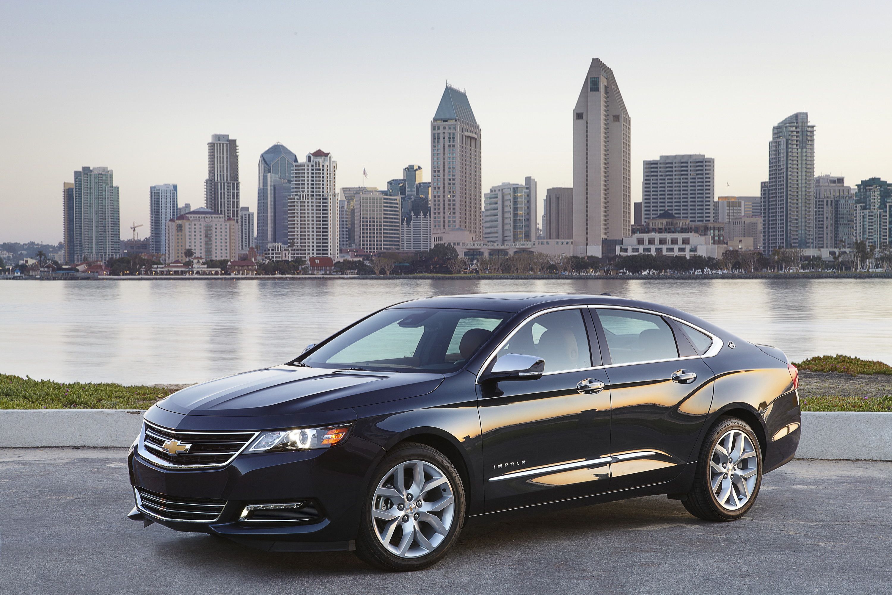 8 Best Full Size Sedans Of 2019 All New Large Sedan Cars Ranked