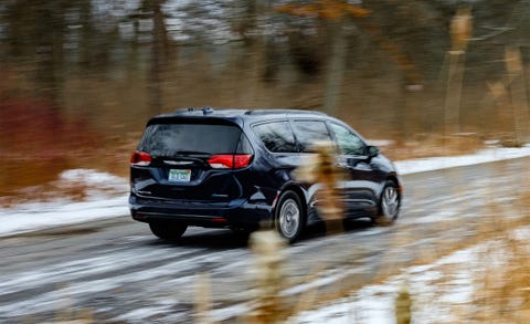 How Reliable Is The 2018 Chrysler Pacifica Hybrid Image