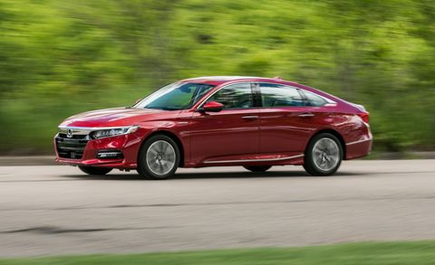 2018 Honda Accord Hybrid Fuel Efficient With A Few Compromises