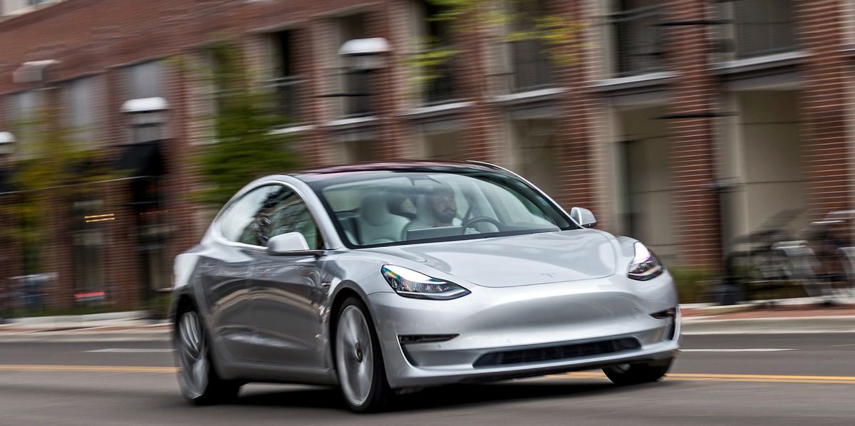 Verdraaiing Bijdrage Afspraak Tested: 2018 Tesla Model 3 Performance Rules the Passing Lane