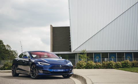 Tesla Model S And Model X Lose Free Supercharging Price