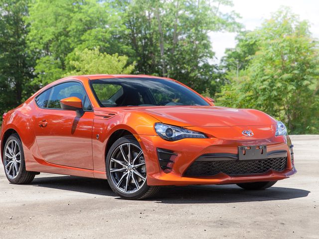18 Toyota 86 Review Pricing And Specs