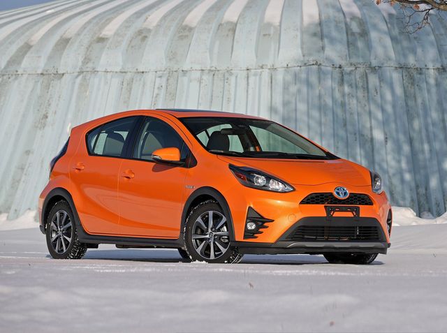 2019 Toyota Prius C Review Pricing And Specs