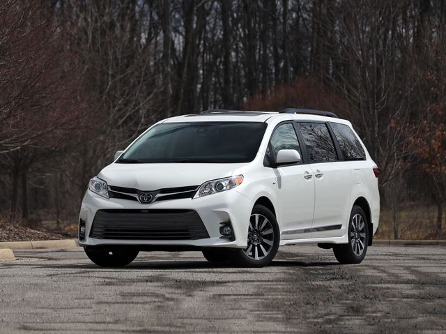 2019 Toyota Sienna Review Pricing And Specs