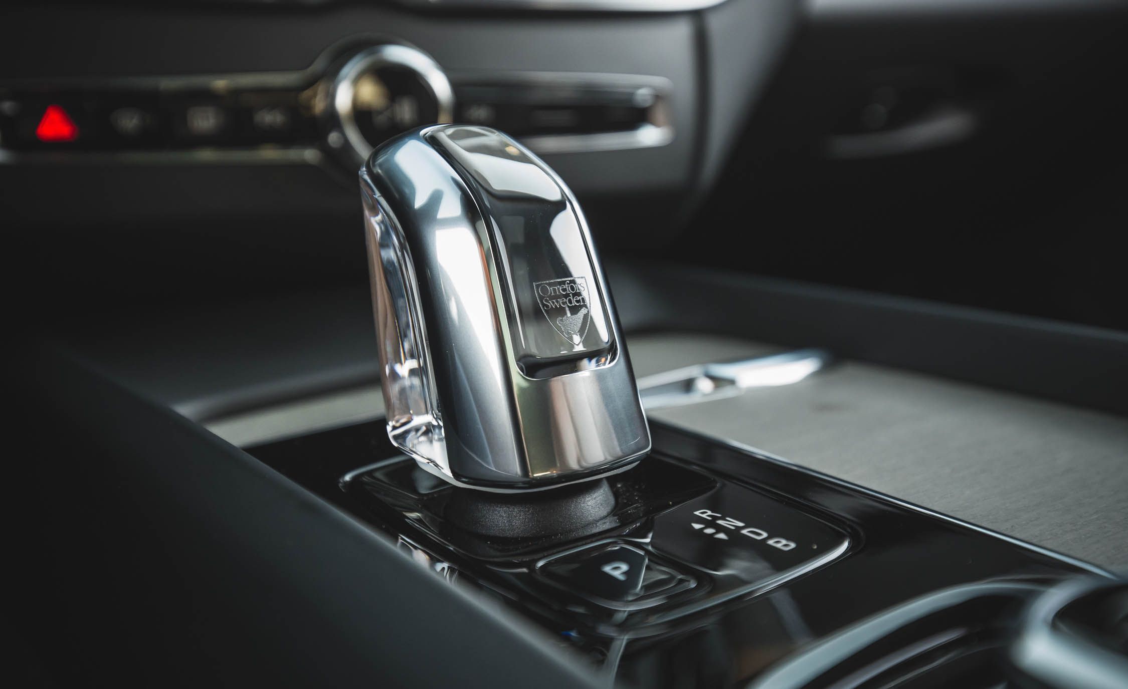 2018 Volvo XC60 Design Details: Crystal 