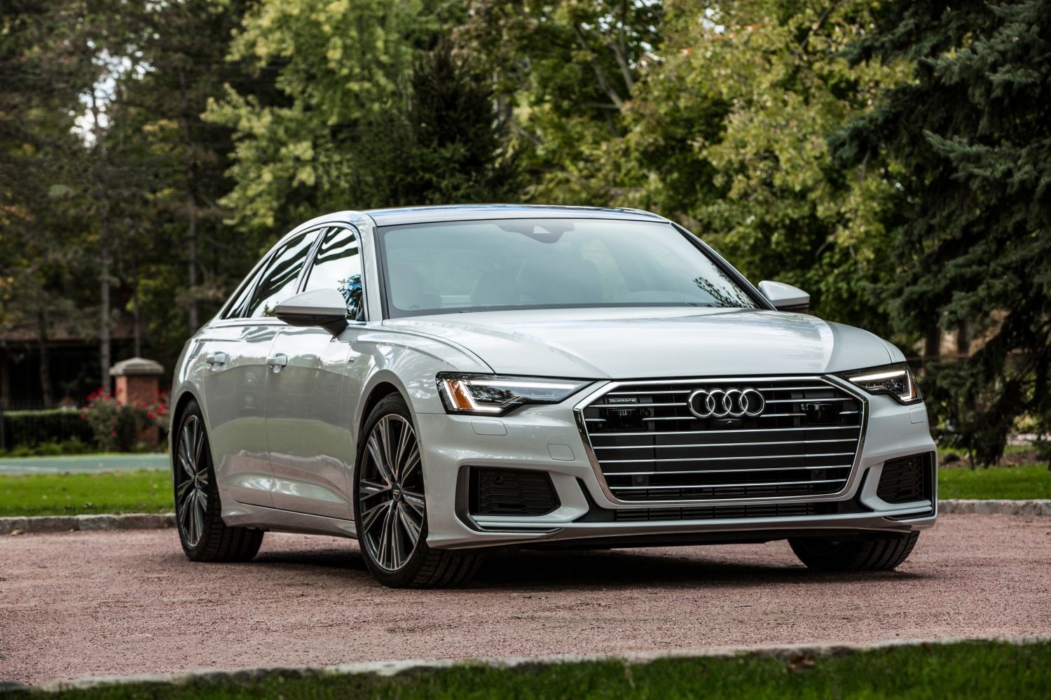 Best Midsize Luxury Sedan >> The Best Mid Size Luxury Cars Ranked Best Midsize Luxury Sedan >> The Best Mid Size Luxury Cars Ranked