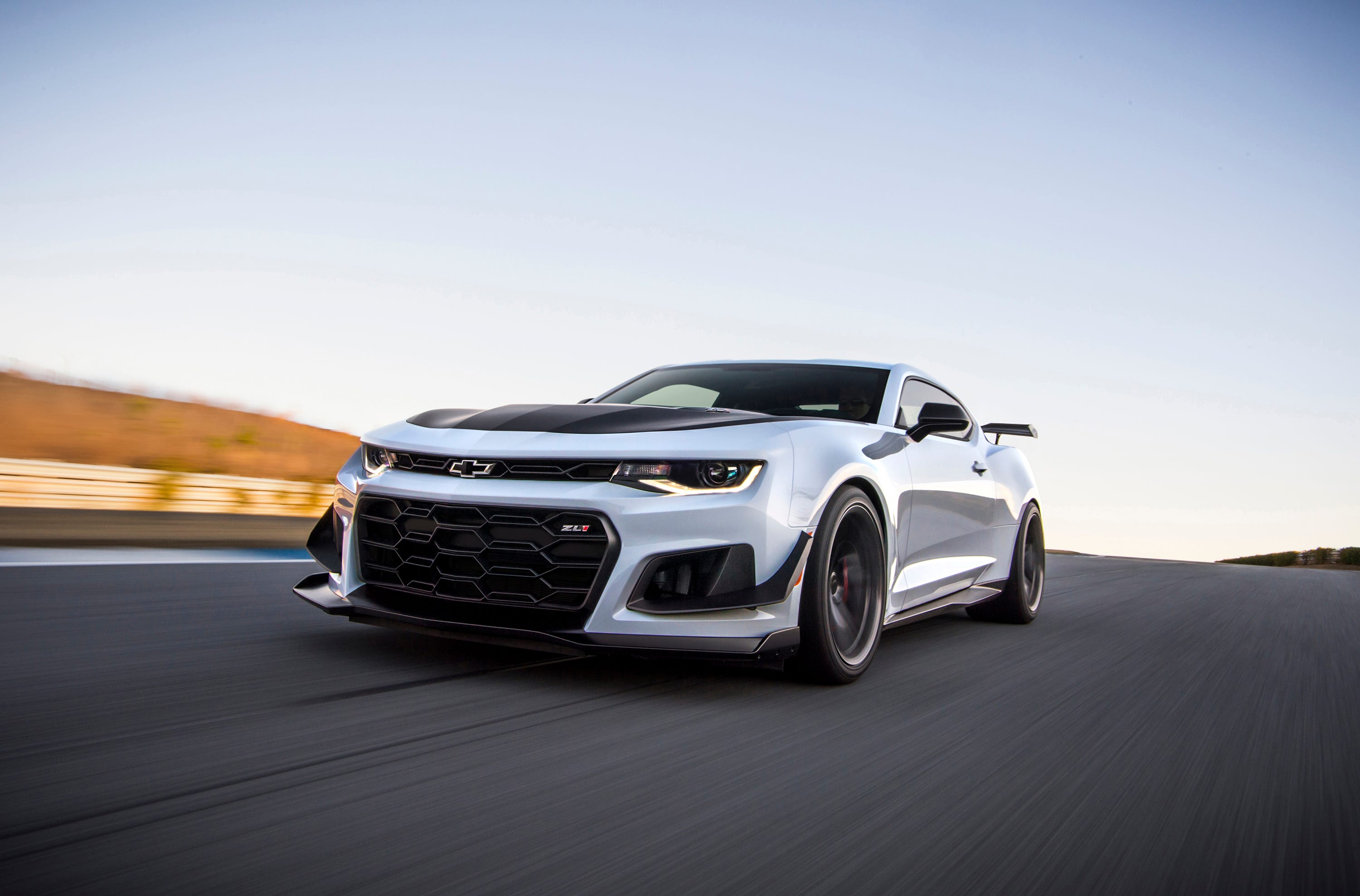 Camaro ZL1 Goes in for Service, Dealership Employee Wrecks It Instead, Lawsuit Claims