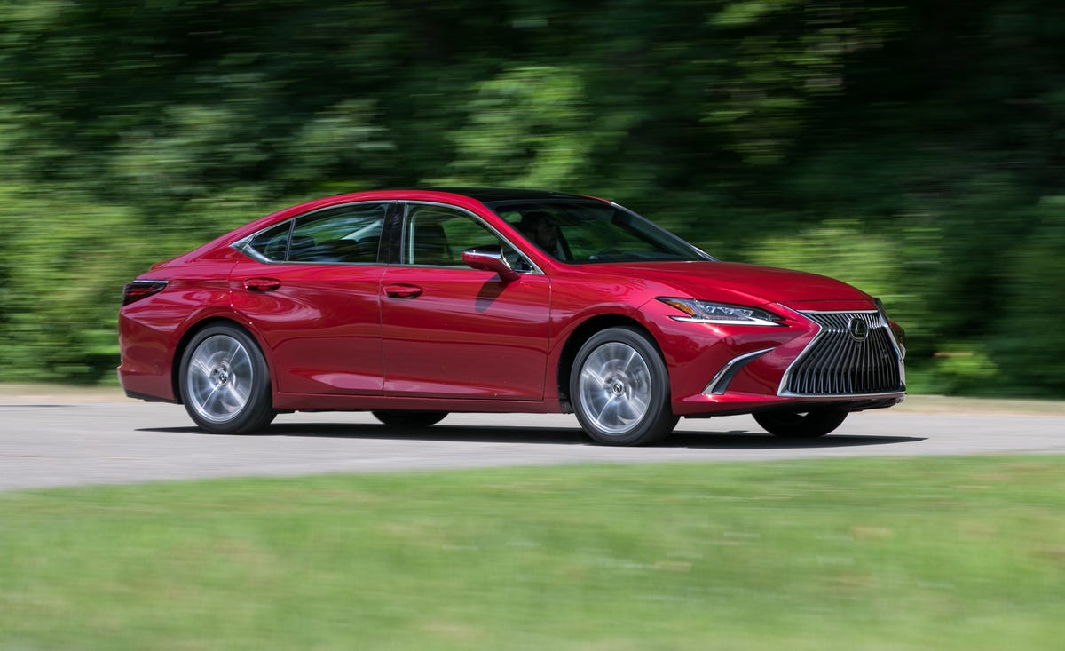 2019 Lexus ES350 – Impressively Refined