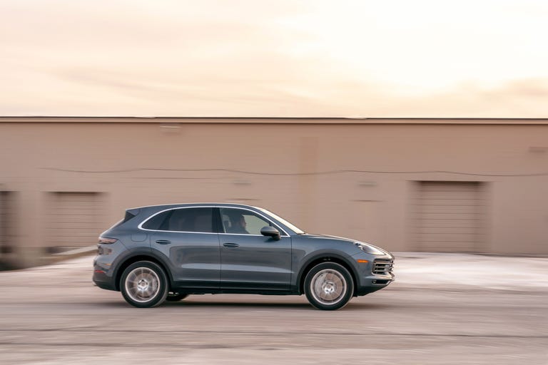 2019-porsche-cayenne-102-1580249813.jpg?crop=0.758xw:0.759xh;0.0656xw,0.241xh&resize=768:*