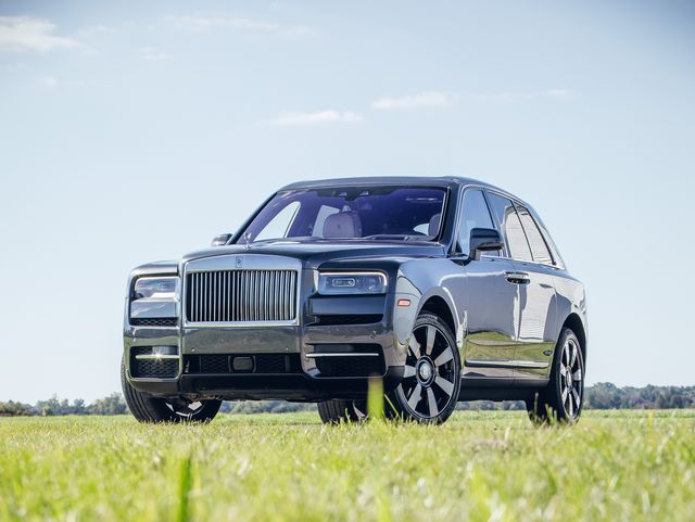2019 Rolls Royce Cullinan Review Pricing And Specs