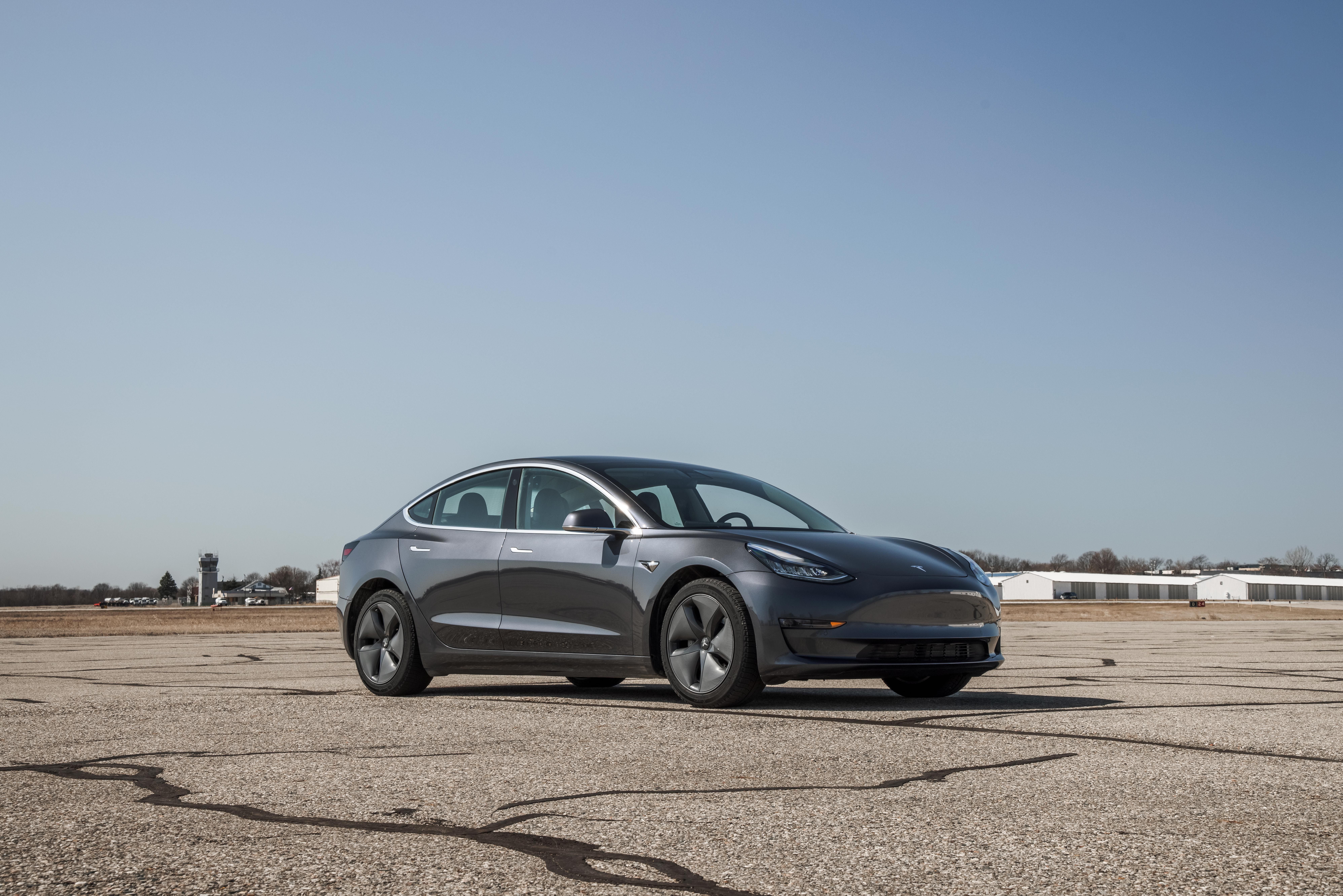 ik zal sterk zijn stimuleren snelheid 2019 Tesla Model 3 Long-Term Road Test: 30,000-Mile Update