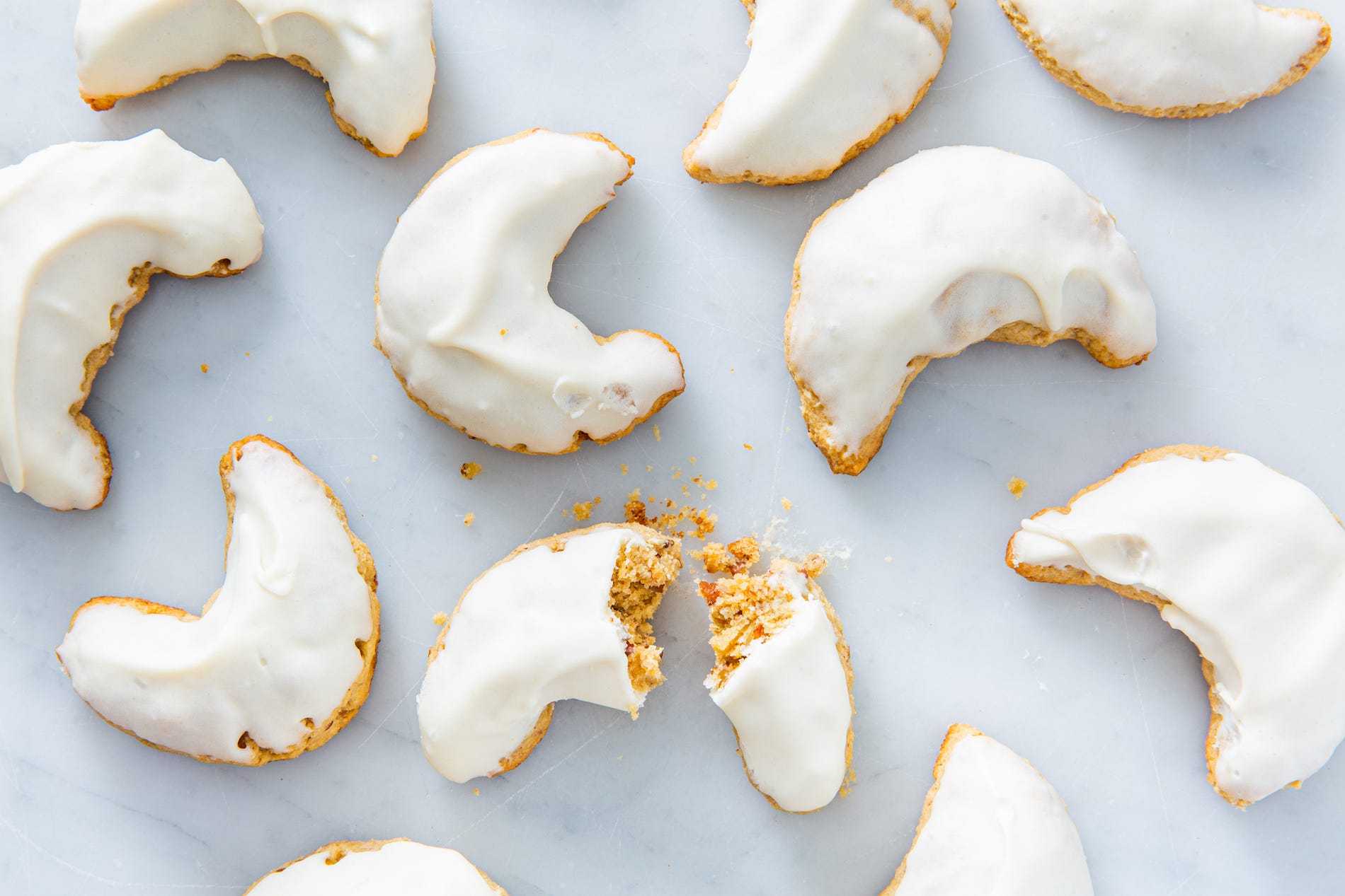 Keto Pecan Crescent Cookies Are Perfectly Tender