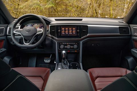 2020 Volkswagen Atlas Cross Sport Interior