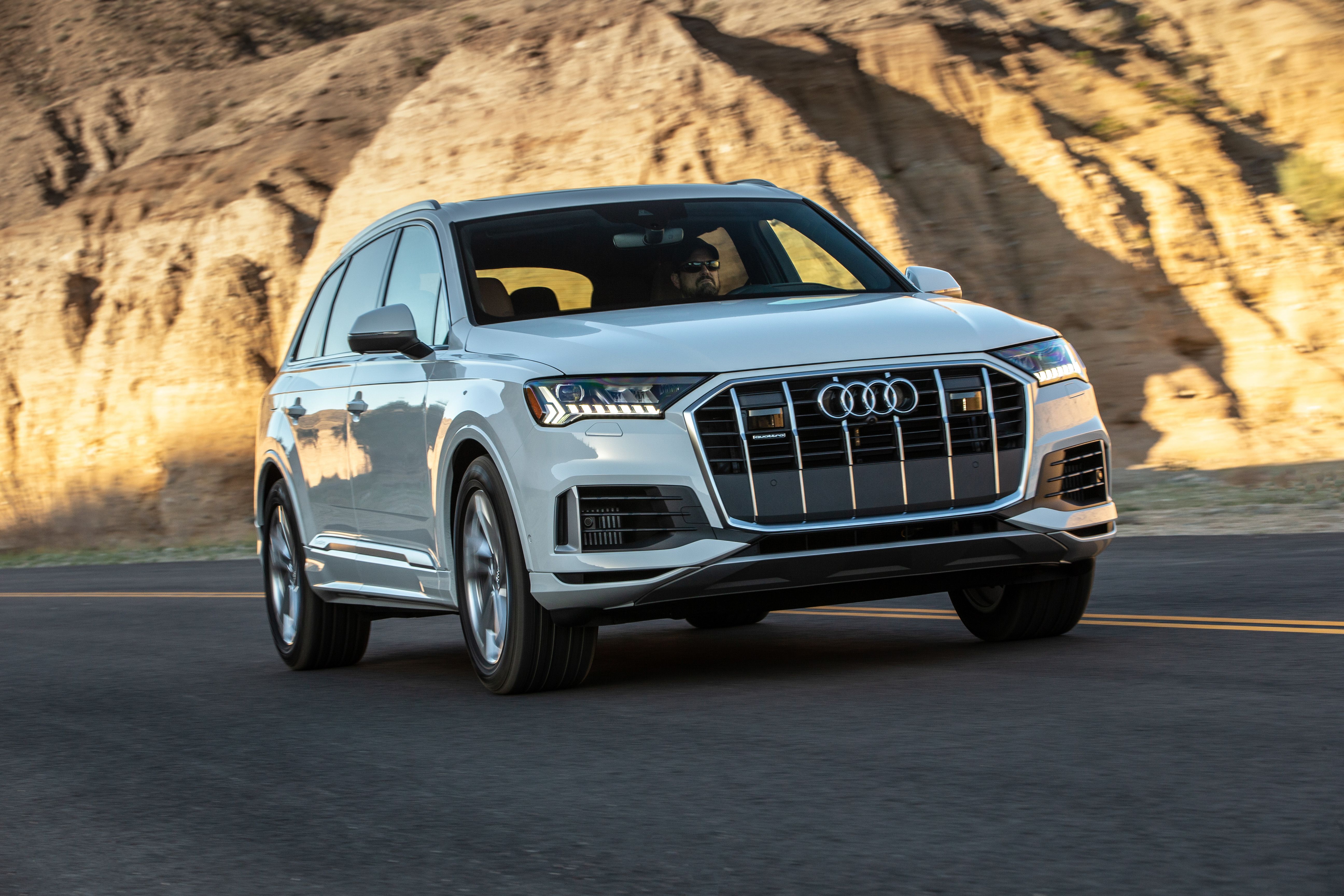 vluchtelingen Marco Polo Maand 2022 Audi Q7 Review, Pricing, and Specs