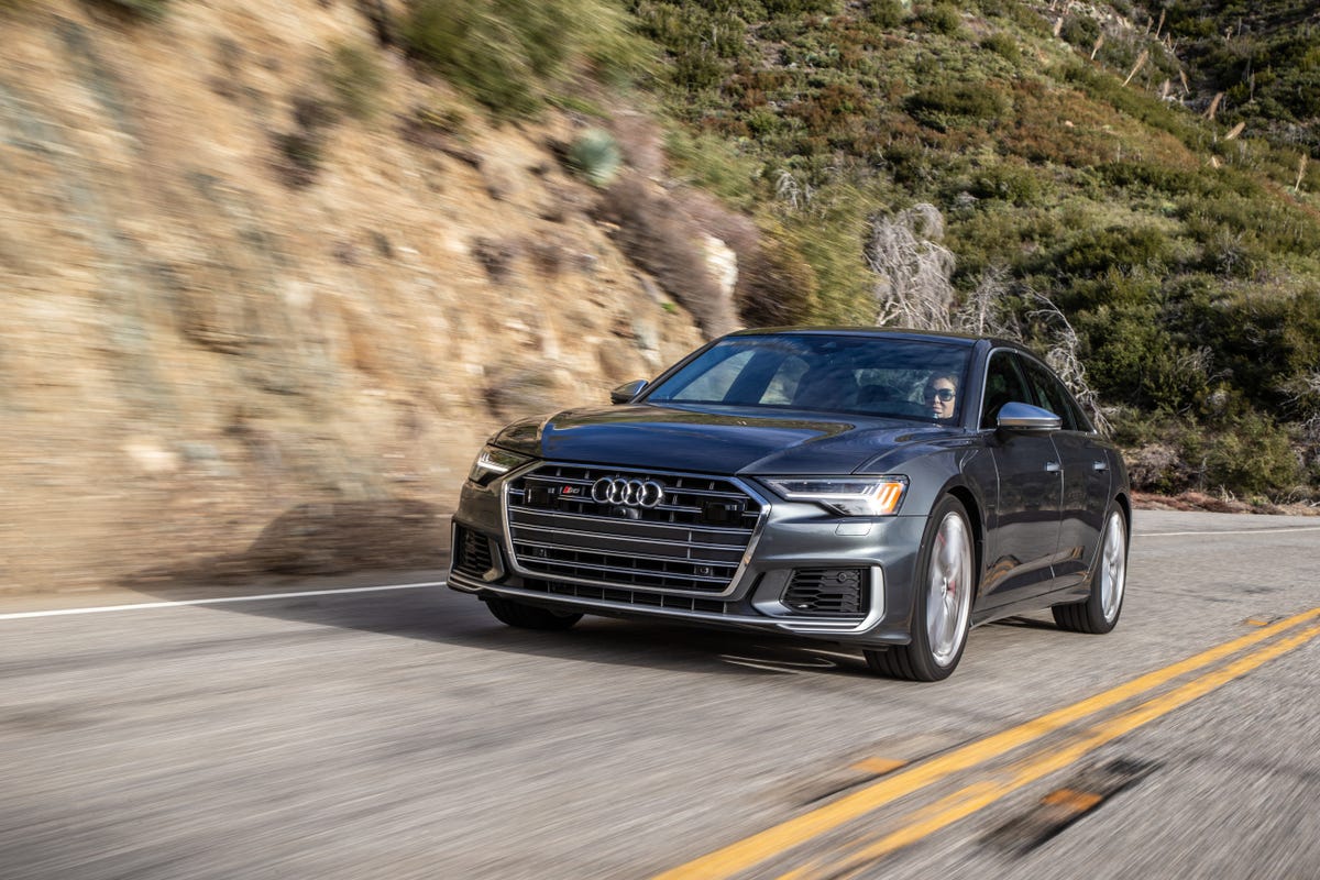 View 2020 Audi S6 Photos