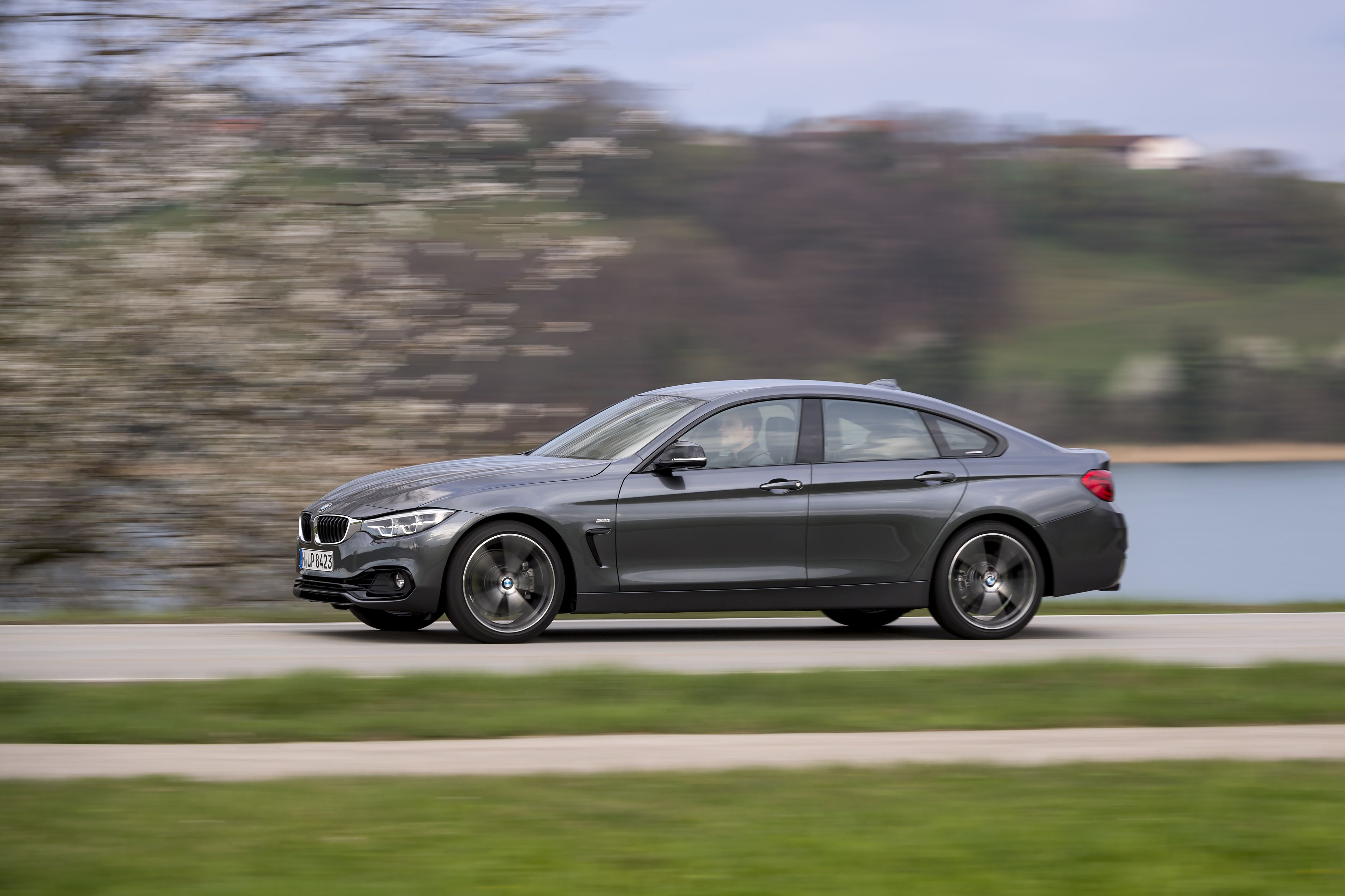 Bmw 4 Series Gran Coupe Features And Specs