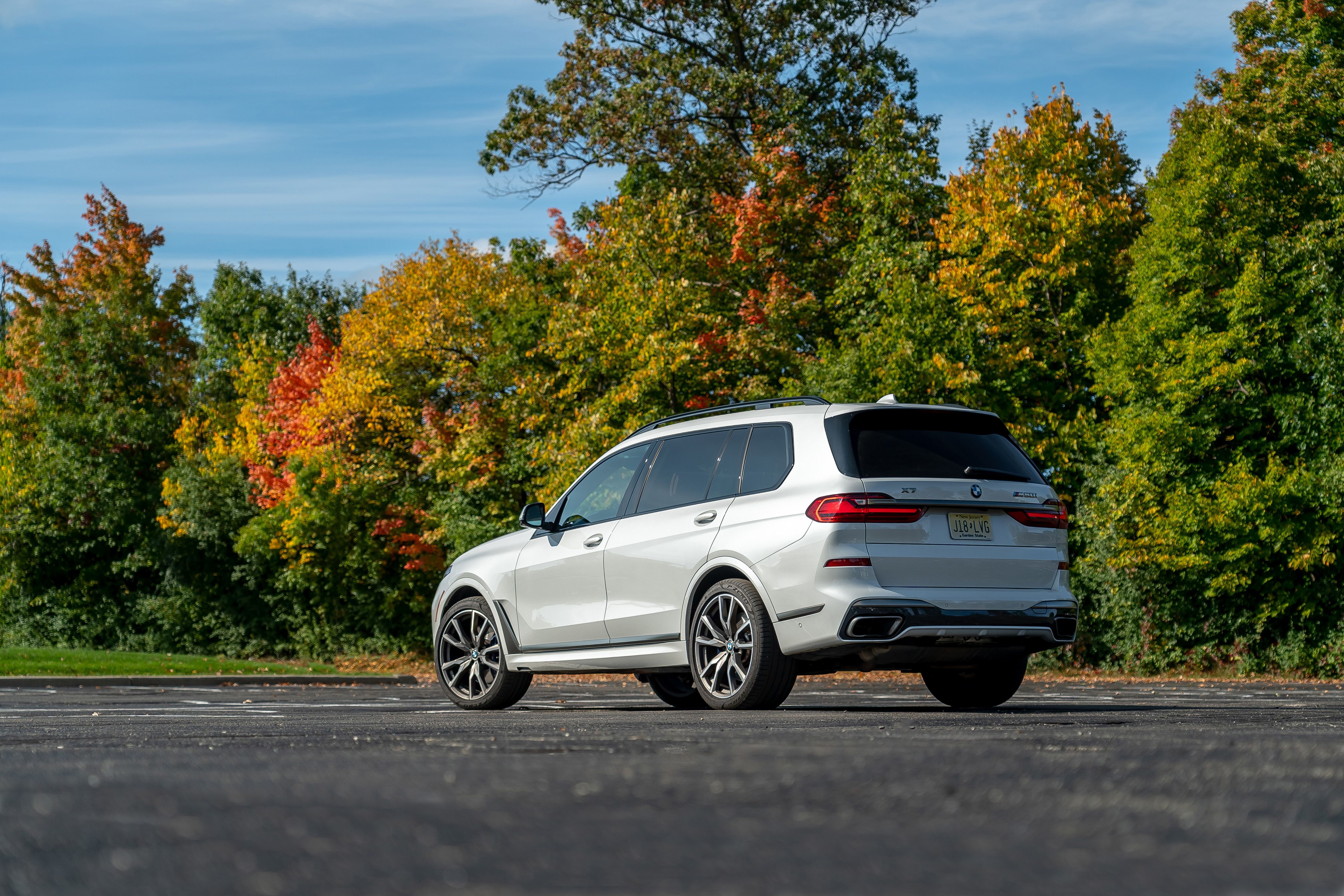 bmw x7 m50i mpg