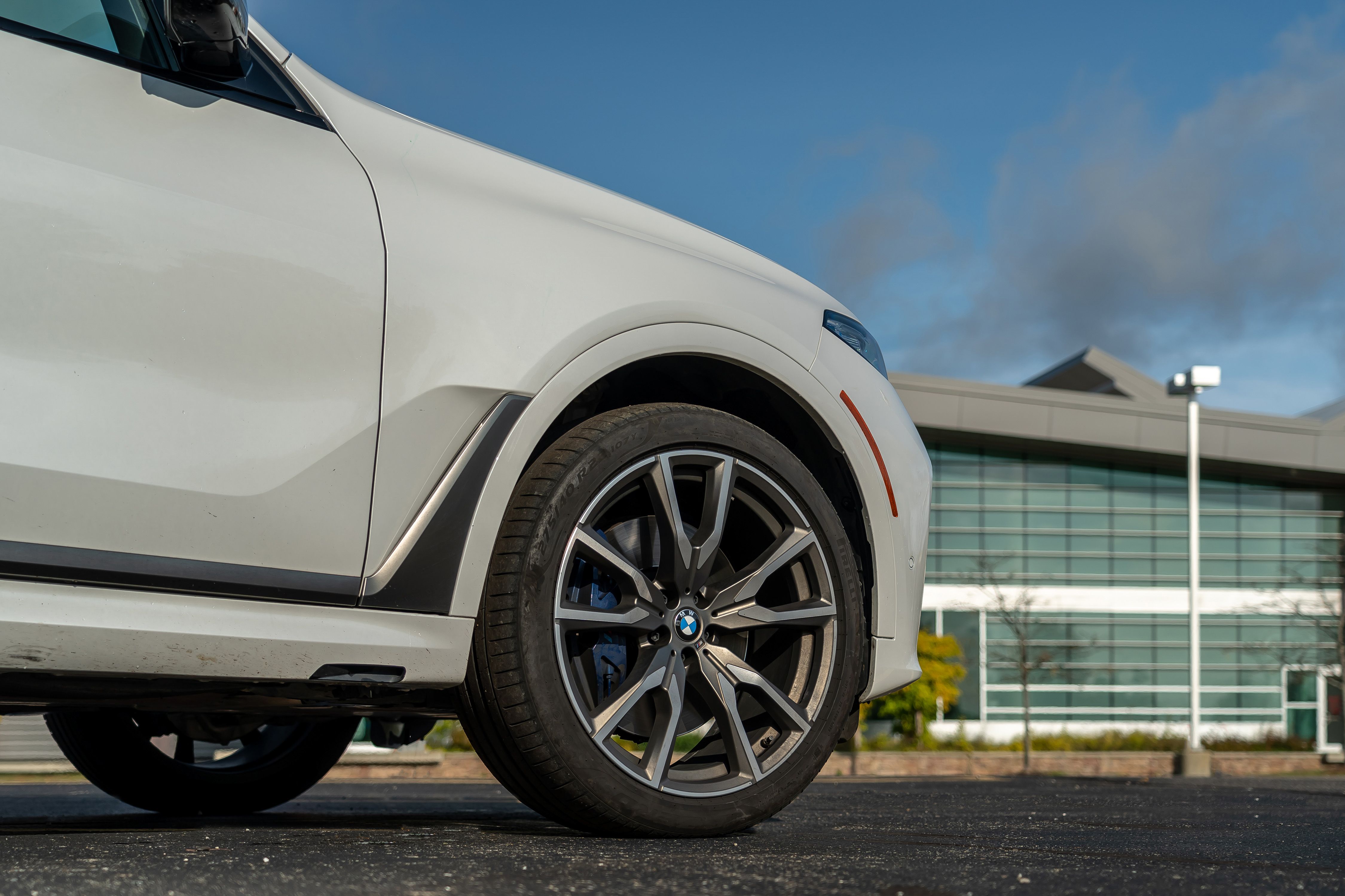 bmw x7 m50i mpg
