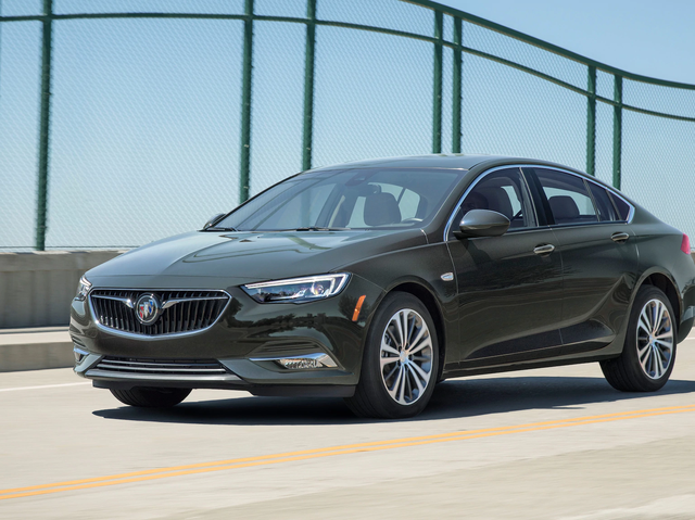 2020 Buick Regal Sportback Review Pricing And Specs