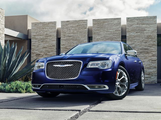 2020 Chrysler 300 Review Pricing And Specs