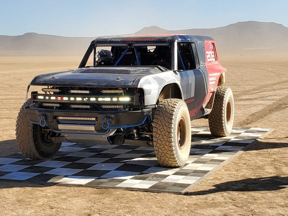 2020-ford-bronco-sema-109-1572891733.jpg