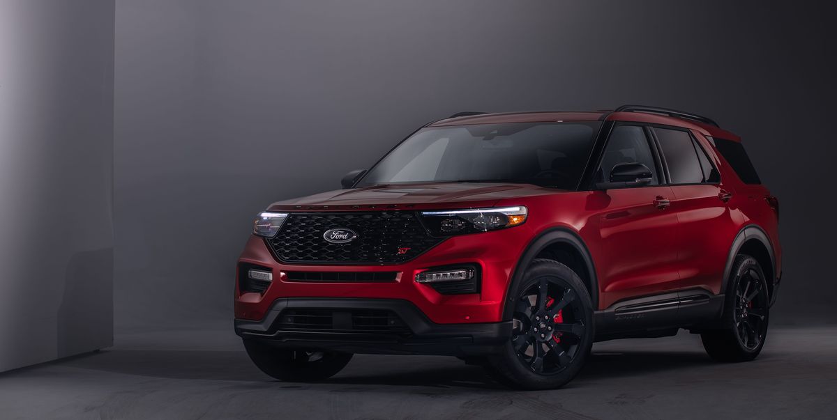 2020 Ford Explorer ST Debuts with a 400-HP Twin-Turbo V-6