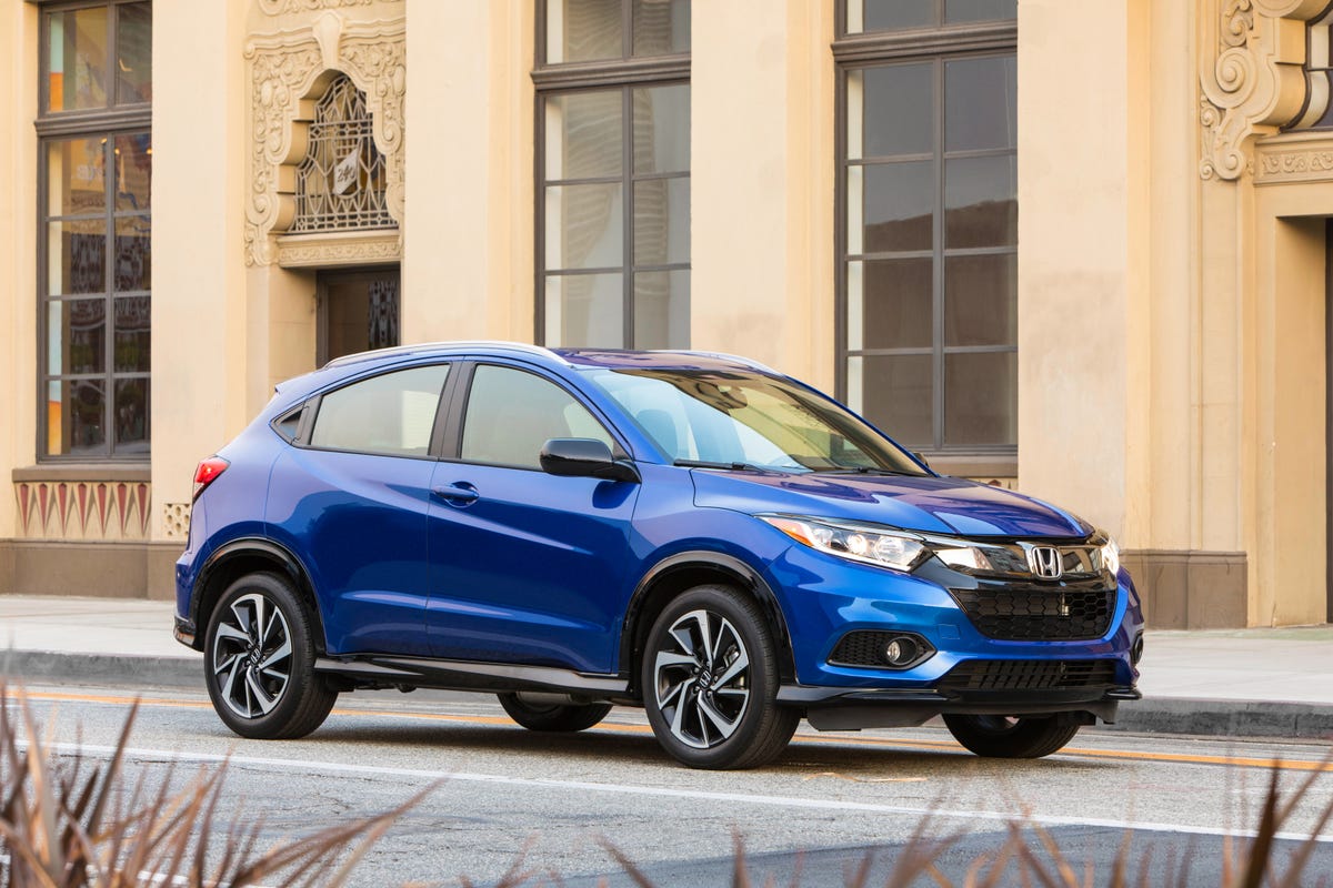 Hr v. Honda HR-V 2019 года черная.